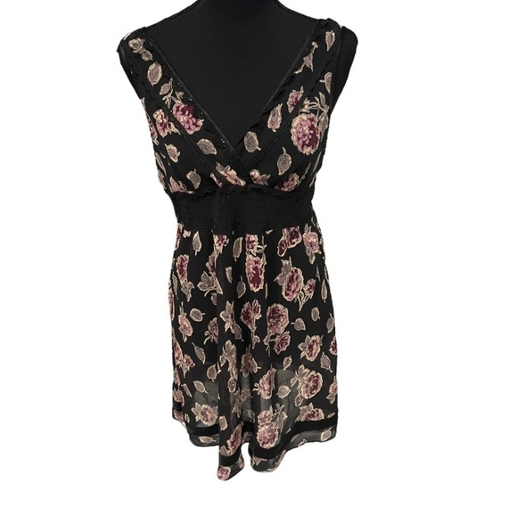 Victoria's Secret Angels Lace Floral Swiss Dot Nightie Small - Picture 1 of 8